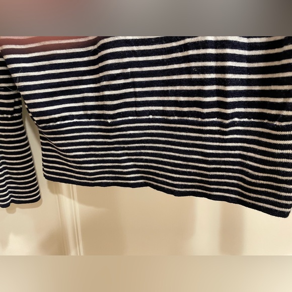 Jcrew Navy/white striped wool turtleneck. Large extra long cuffs - Picture 5 of 6